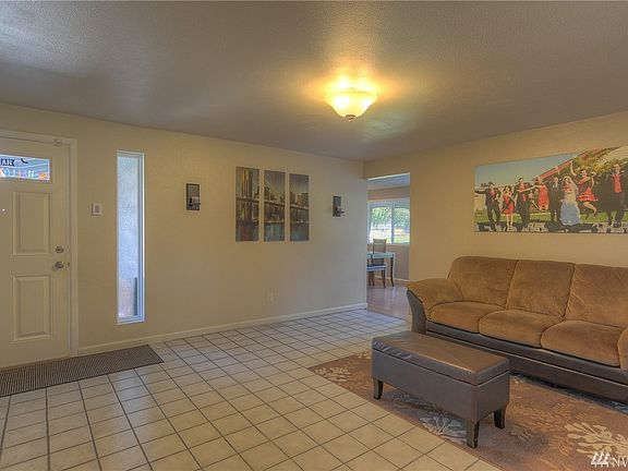 2nd image of 6112 Armour Dr SE