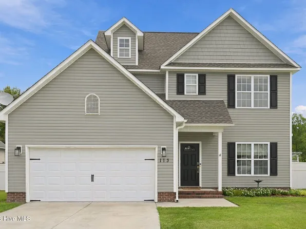 113 Borough Nest Drive, Swansboro, NC 28584