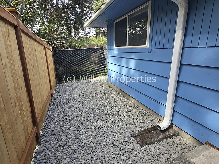 12020 Edgewood Ave SW #4 — Photo 7