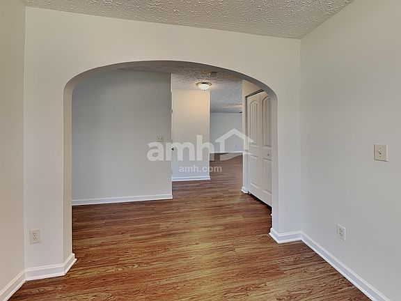 5th image of 7221 Fribourg Ct