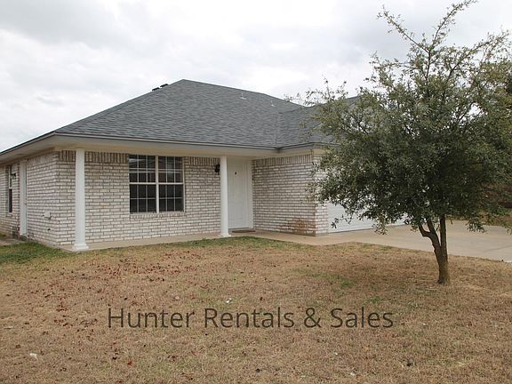 2nd image of 3208 Toledo Dr #A