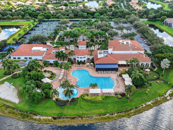 7102 Prado Lake Drive, Delray Beach, FL 33446
