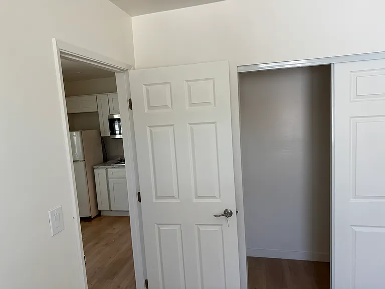 19339 Vanowen St #B — Photo 12