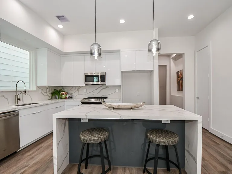 3513 McIlhenny St — Photo 10