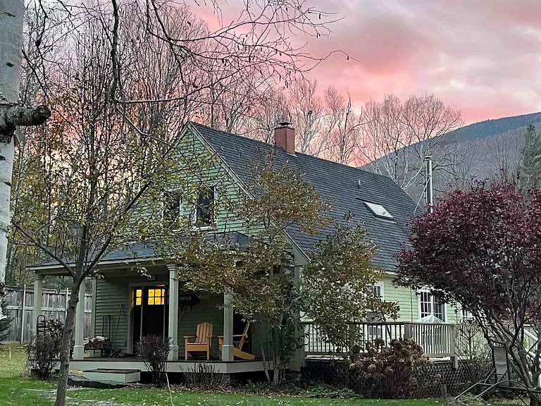 808 S End Rd — Photo 50