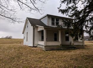 417 Pinchalong Rd, Grove City, PA 16127