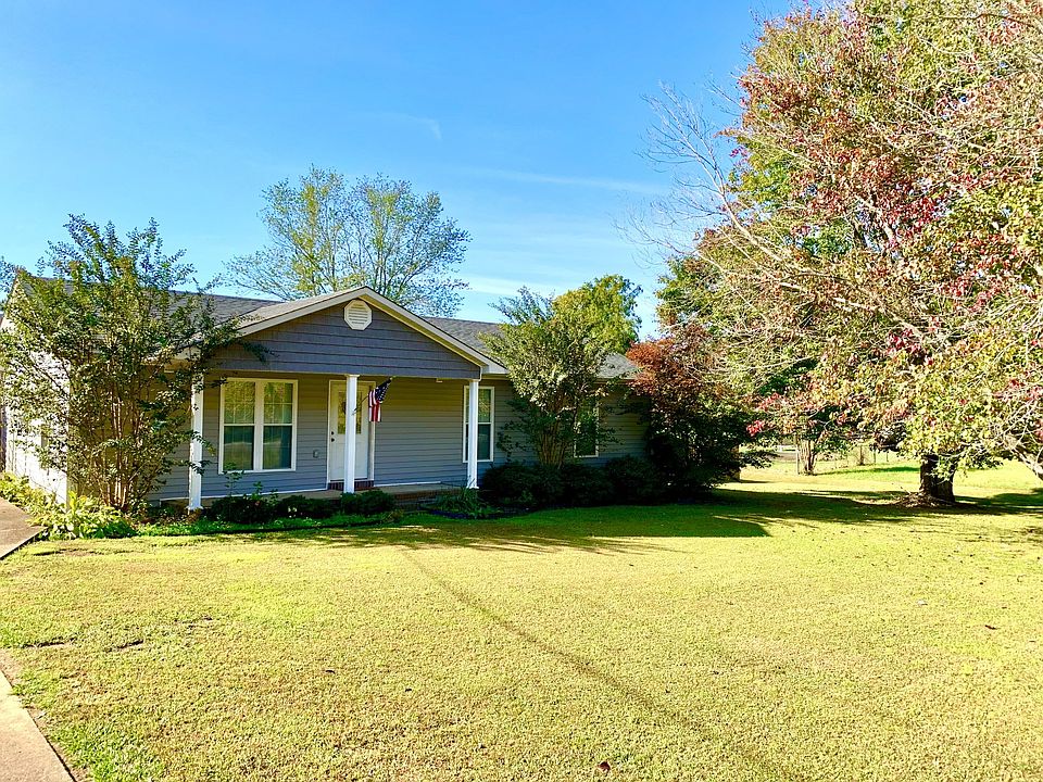 135 Michael Cir, Lawrenceburg, TN 38464 Zillow