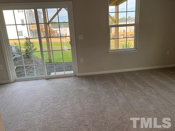 4th image of 1019 Romeria Dr
