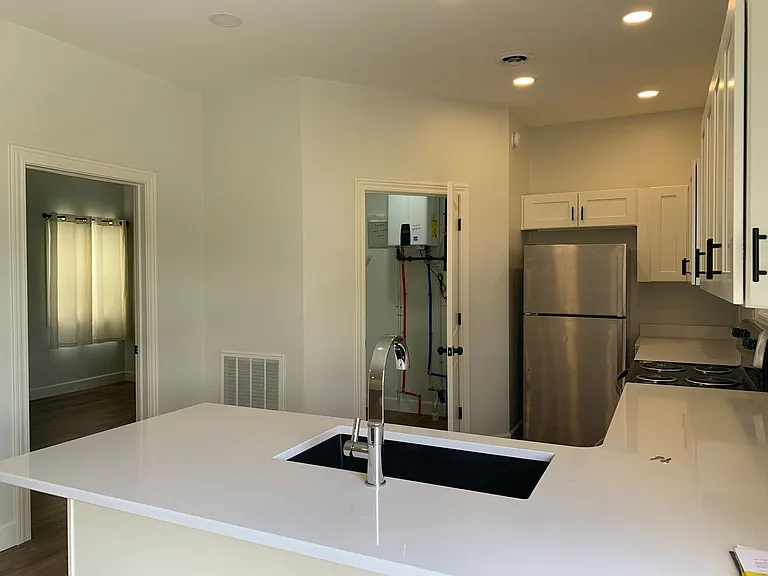 50 Fairview Ave — Photo 10