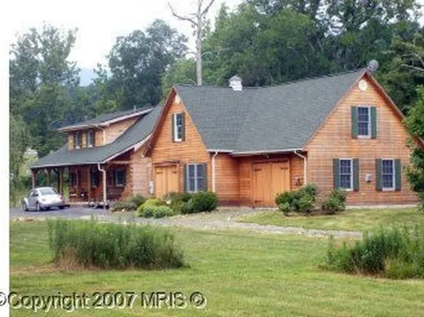 5305 Gooney Manor Loop, Bentonville, VA 22610