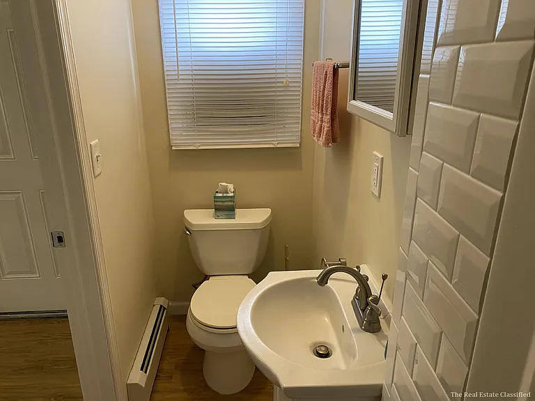 67 Fremont Ave #B1 — Photo 6