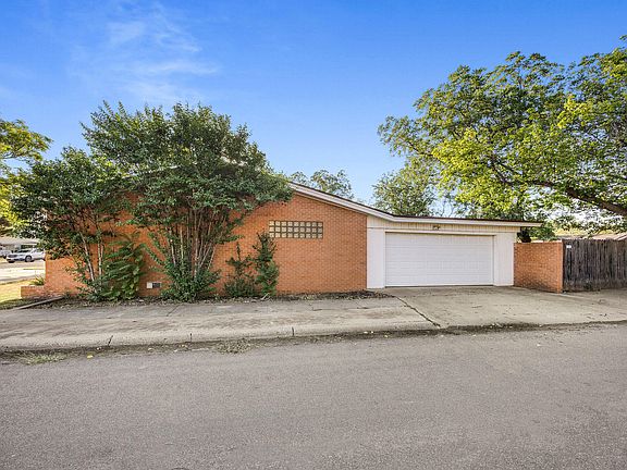 4th image of 3019 48th St
