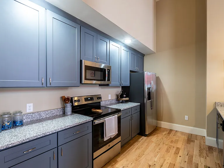 Pacific Mill Lofts — Photo 37