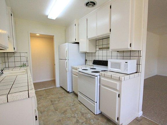 5th image of 5828 San Ardo Way