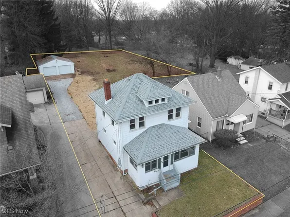 1516 Hillcrest St, Akron, OH 44314