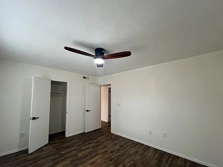 503 W Allen 5/b #5 — Photo 10