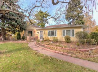 801 Crescent Ln, Lakewood, CO 80214