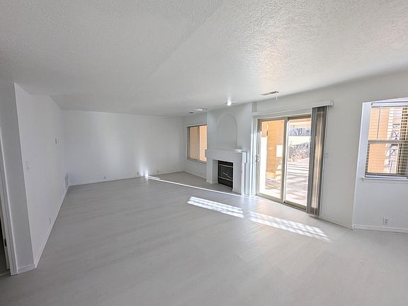 3rd image of 10924 Lagrange Park Dr NE