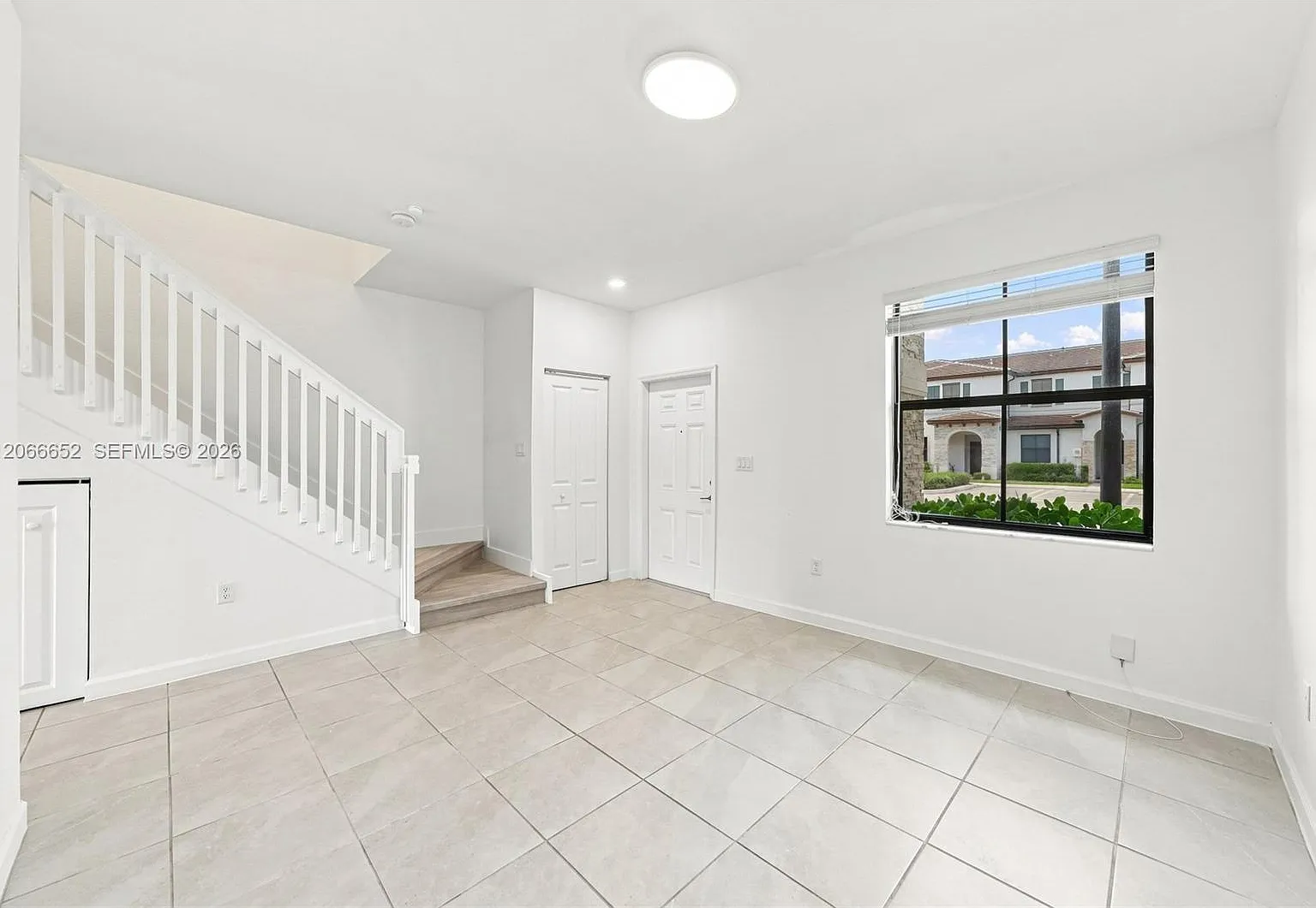 Enclave South Phase 2 — Photo 4