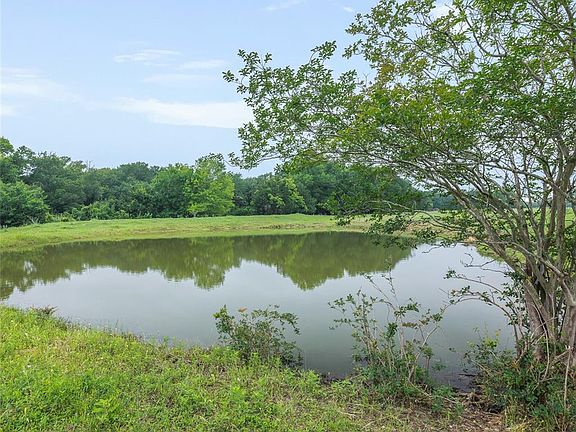 4th image of 493 Hodde Rd