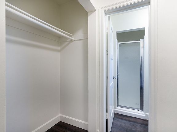 5th image of 1769 N Orange Dr APT 1