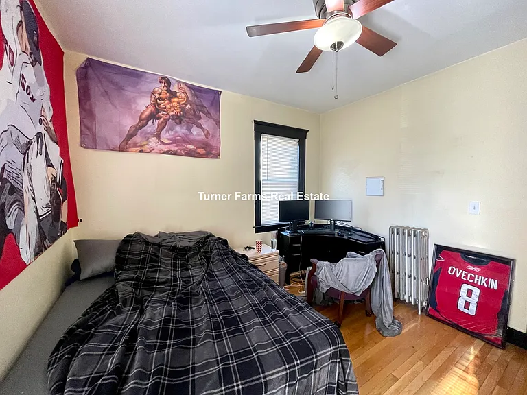 221 Holland St #2R — Photo 13