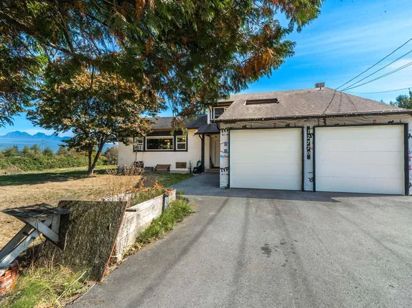 12770 Laity St, Maple Ridge, BC V4R 2P2