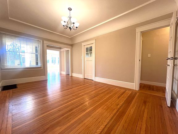 5th image of 1450 21st Ave