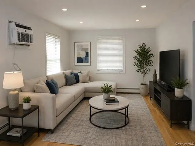 3157 Waterbury Ave #1 — Photo 3