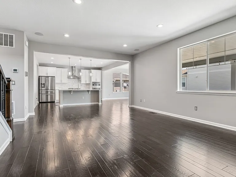 490 W Ridge Cir — Photo 10