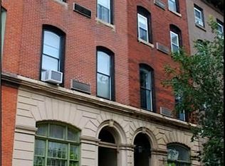 2125 Walnut St APT 2R, Philadelphia, PA 19103