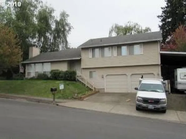 15134 SW Forest Ave, Sherwood, OR 97140