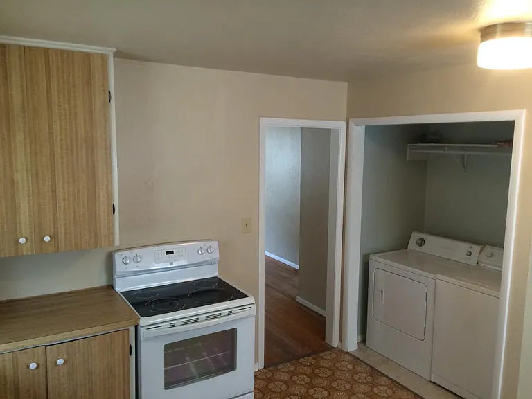 Kitchen/Utility