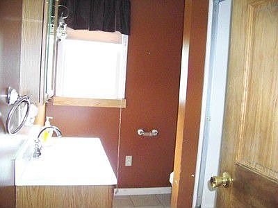 5th image of 128 Zachary Ln