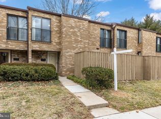 10 Pickburn Ct #E, Cockeysville, MD 21030