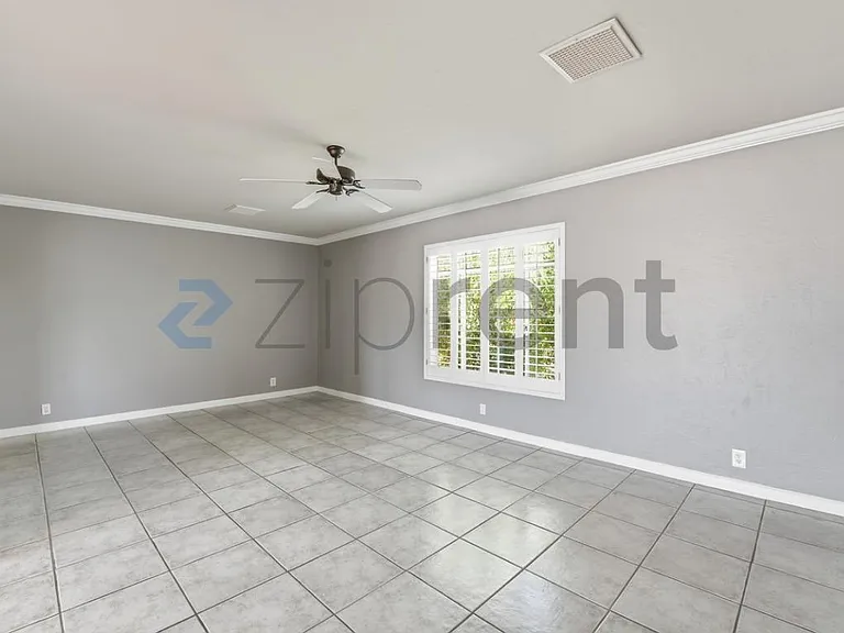 78 W Cambridge Ave — Photo 4