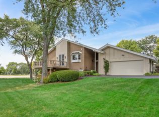 129 Briarwood Ave, Oak Brook, IL
