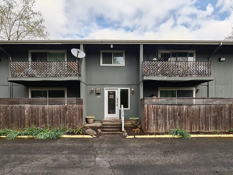 3815 SE 122nd Ave — Photo 21