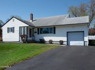 20 Telegraph Hill Rd, Holmdel, NJ 07733