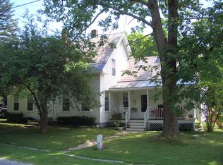24 West St, Proctor, VT 05765
