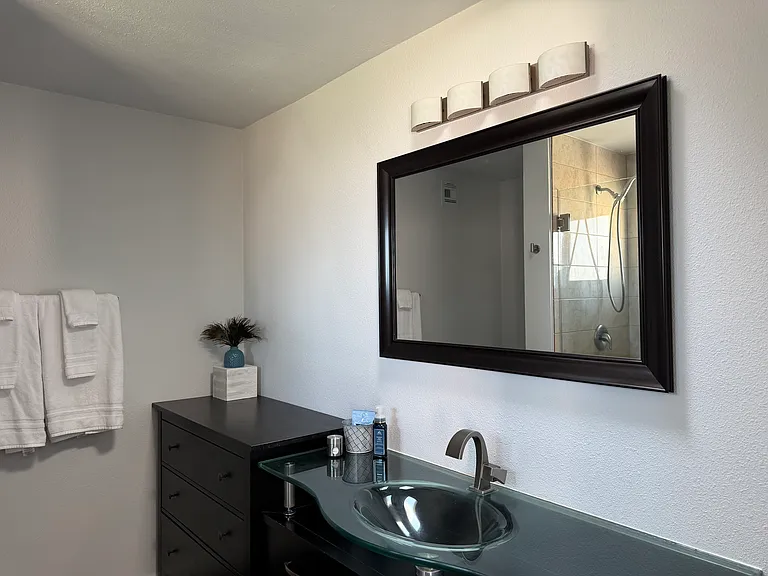 135 E Ellis Dr — Photo 28