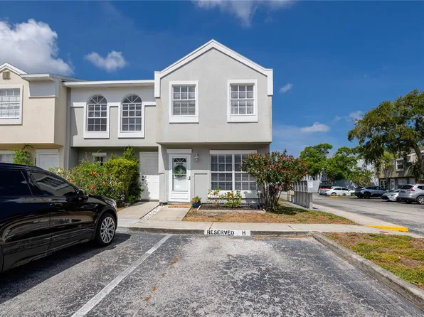 6661 121st Ave APT H, Largo, FL 33773