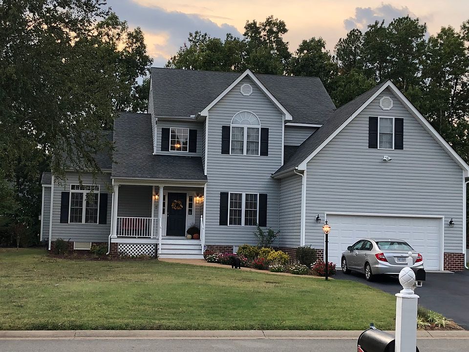 2nd image of 10806 Collington Dr