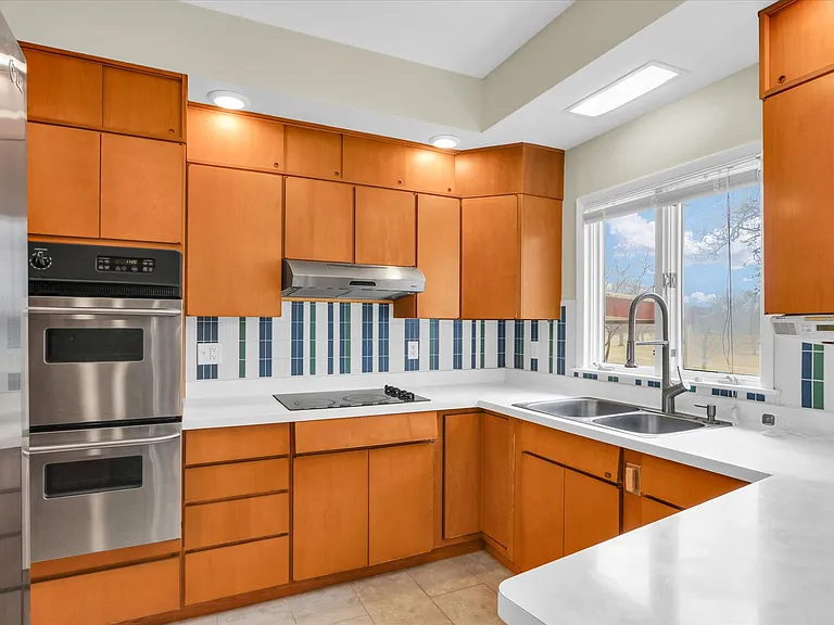 1803 Golfview Dr — Photo 19