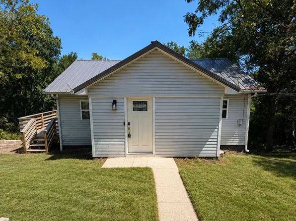 103 Bell Creek Rd, Crocker, MO 65452