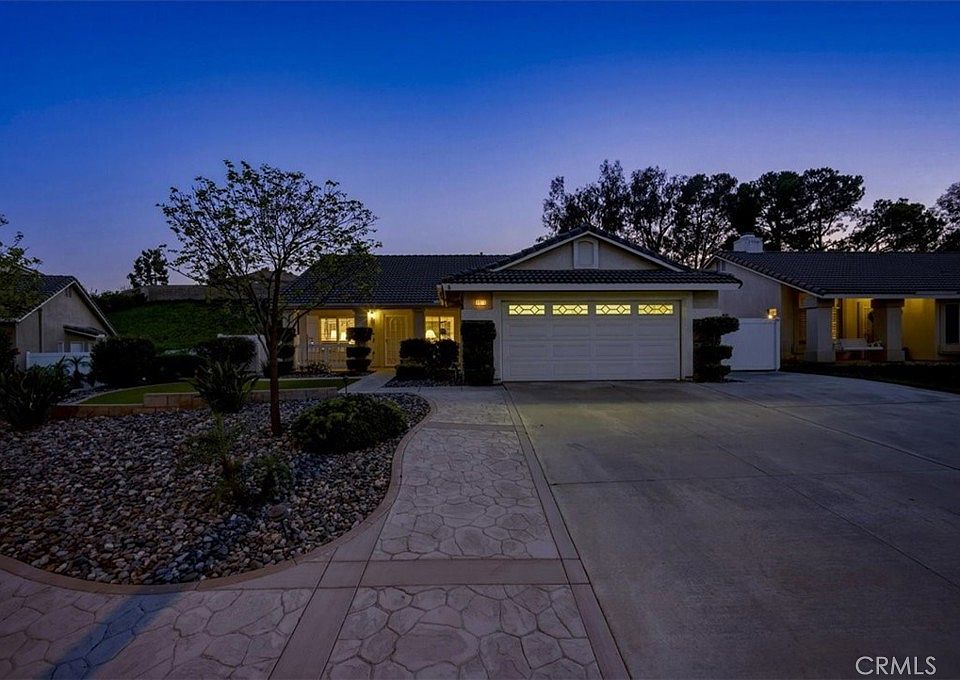 1st image of 8671 Merrick St