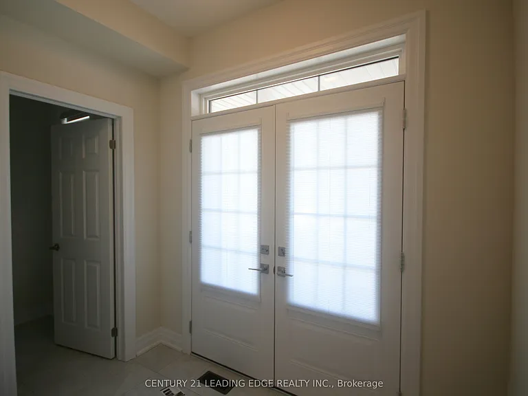 39 Ed Ewert Ave — Photo 3