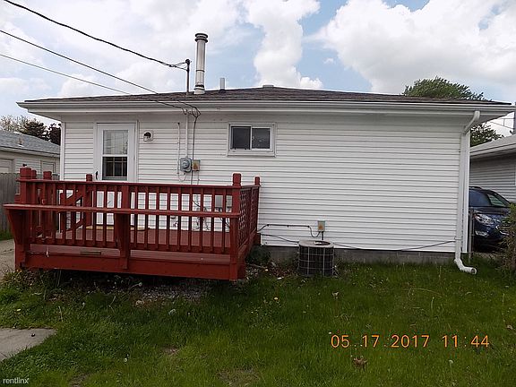 5th image of 27072 Collingwood St