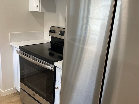4th image of 12683 Ferndale Cir