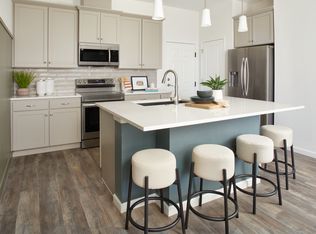 6153 N Ceylon St BUILDING 102-9, Denver, CO 80249